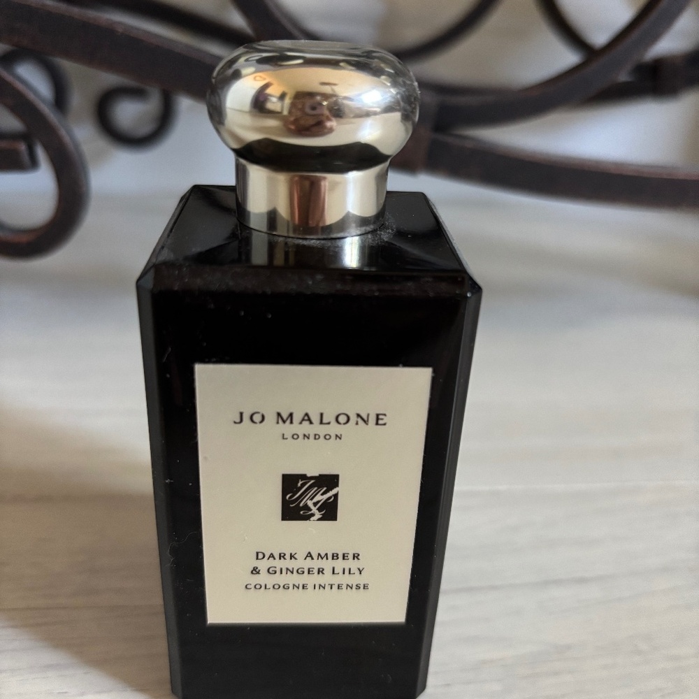 Jo Malone Dark Amber & Ginger Lily